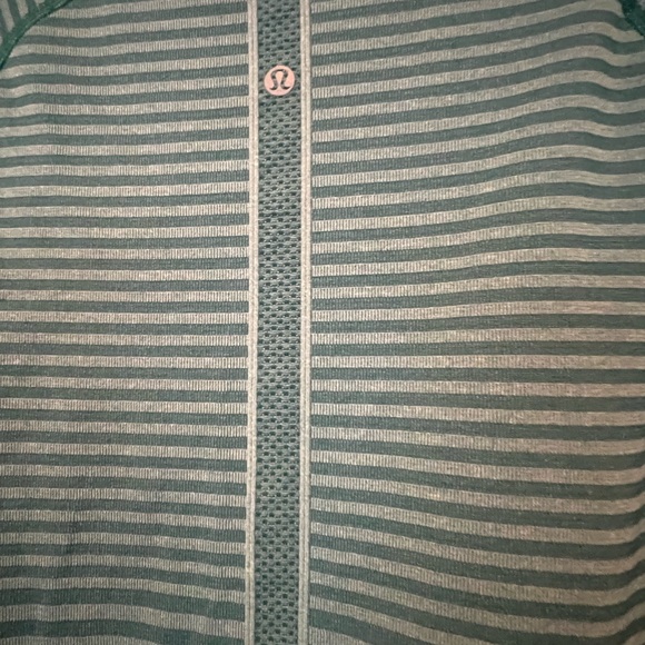Lululemon swifty tech sz 10 - Picture 6 of 9